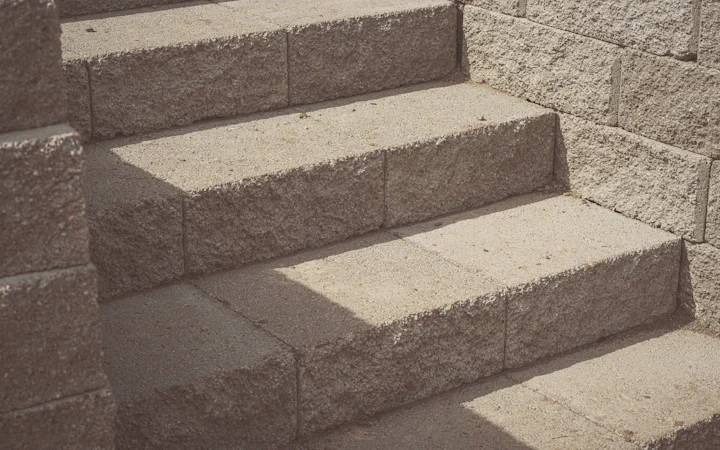 Sidewalks, walkways and steps